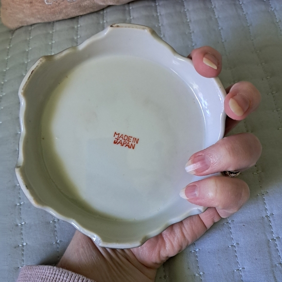 Antique Japanese Moriage Black Shadow White Dragon Ware Nippon Teapot w/Stand - Picture 9 of 15